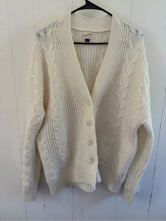 Universal Thread Sweaters - Universal Thread Cream Cable-Knit Women’s Sweater Cardigan